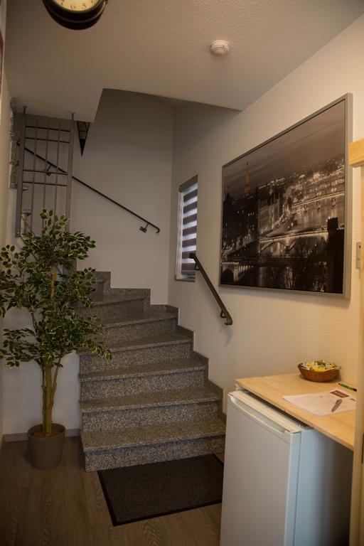 Hotel Zur Dorfschaenke Klotten Exteriér fotografie