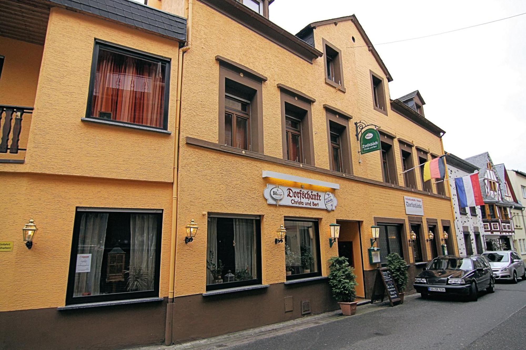 Hotel Zur Dorfschaenke Klotten Exteriér fotografie